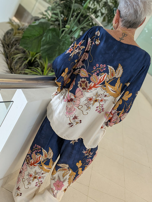La Lisa Silk Top and Pant Set