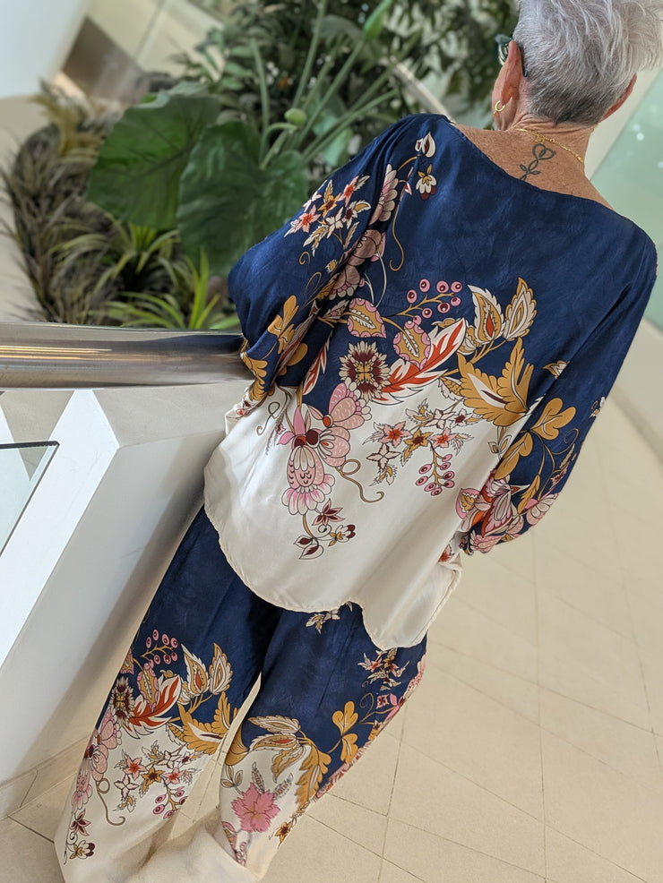 La Lisa Silk Top and Pant Set